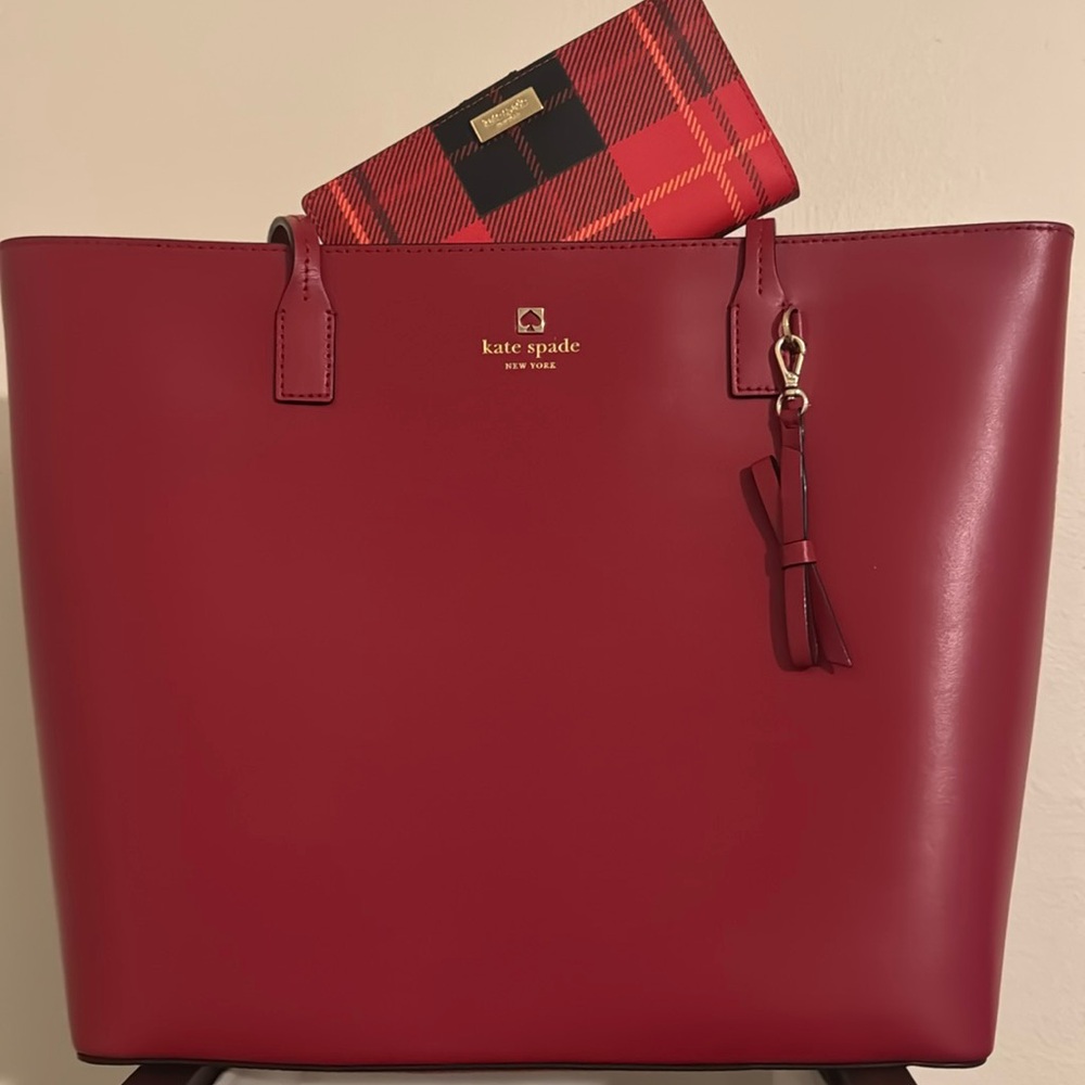 Kate Spade shoulder bag with plaid wallet